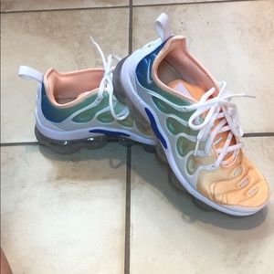 VaporMax Plus